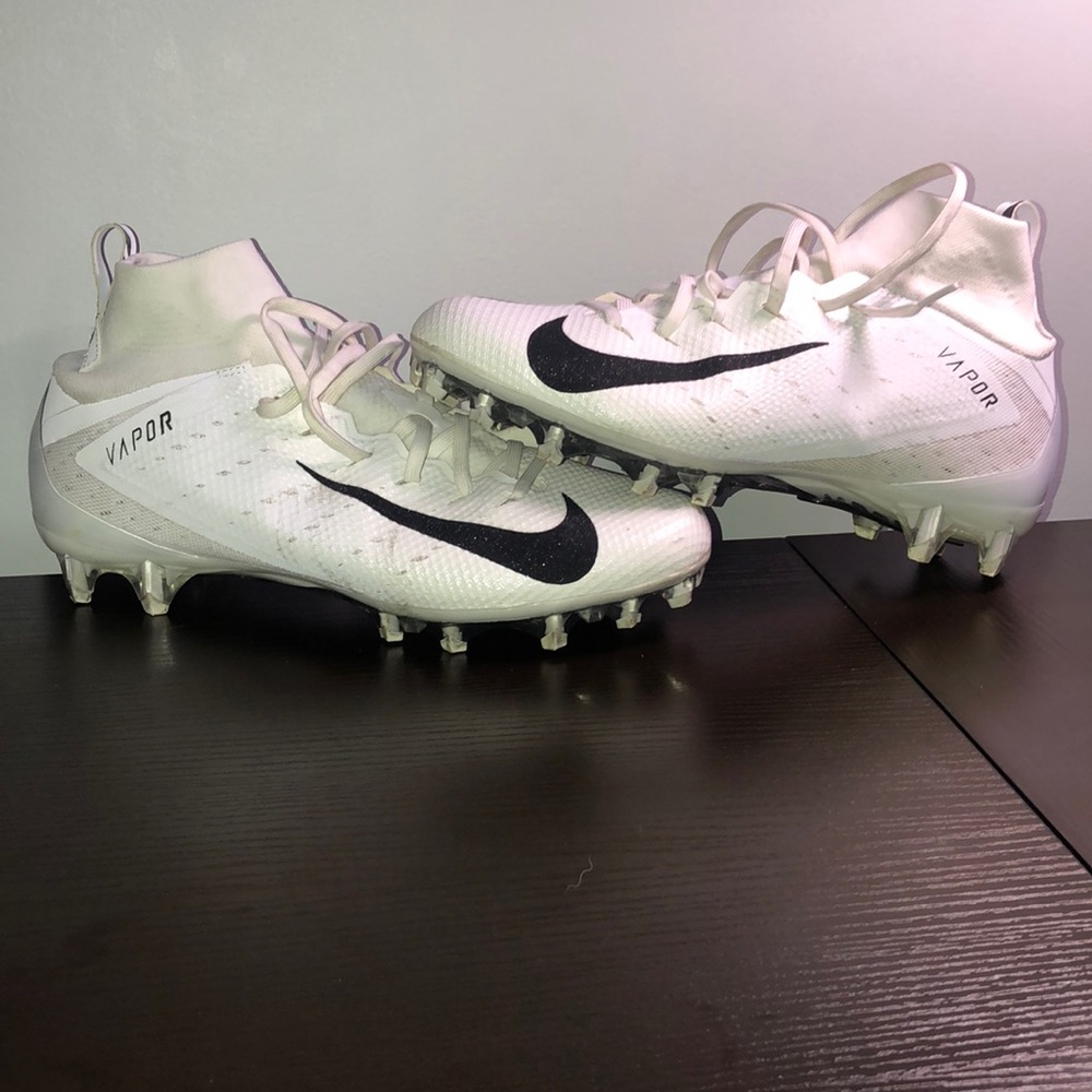 Nike vapor cleats